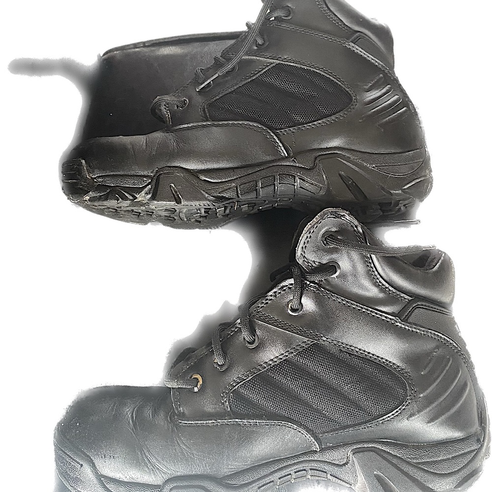 Viper CanRun tactical boots in very good condition.